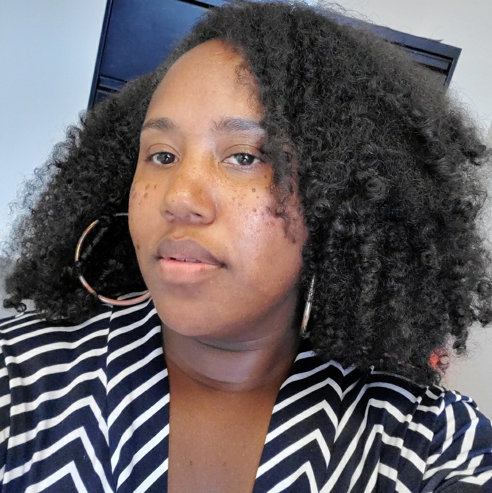 Meet your Posher, Nafeesa
